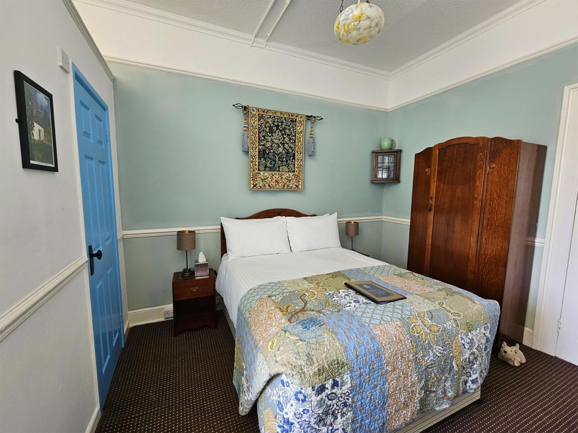 The Lawrence Of Arabia Hotel 2*